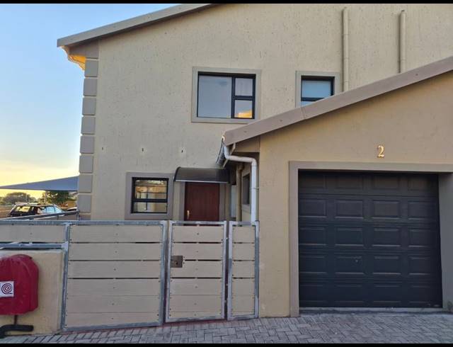 3 BEDROOM CLUSTER FOR SALE IN MOSSEL BAY EXT 15